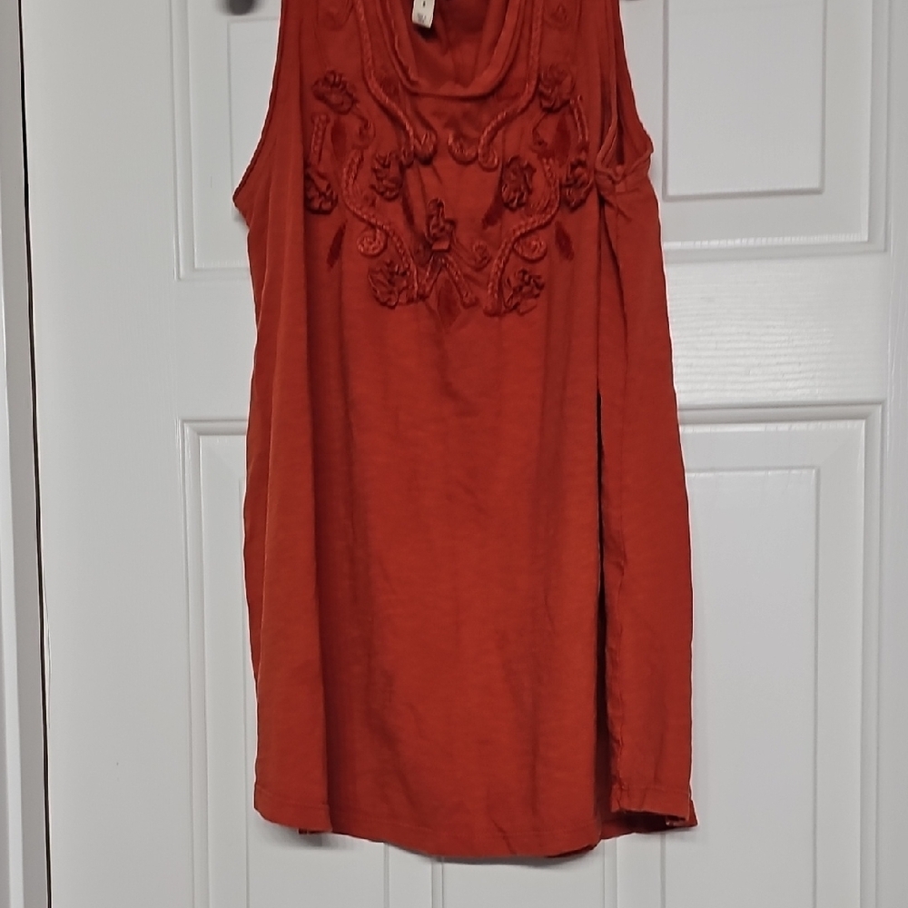 Rust Ruffled Sleeveless Tank Top